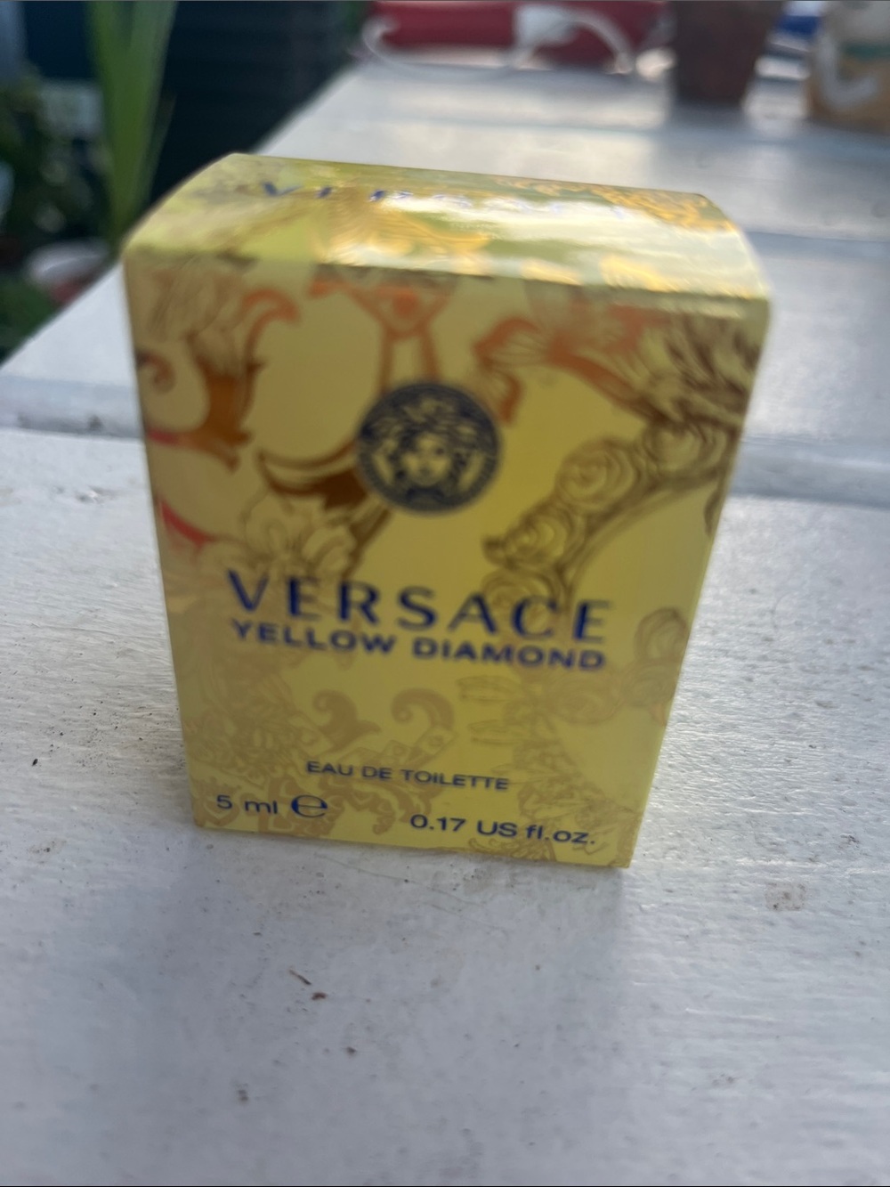 Versace Yellow Diamond Mini EDT - Yellow with Blue Logo